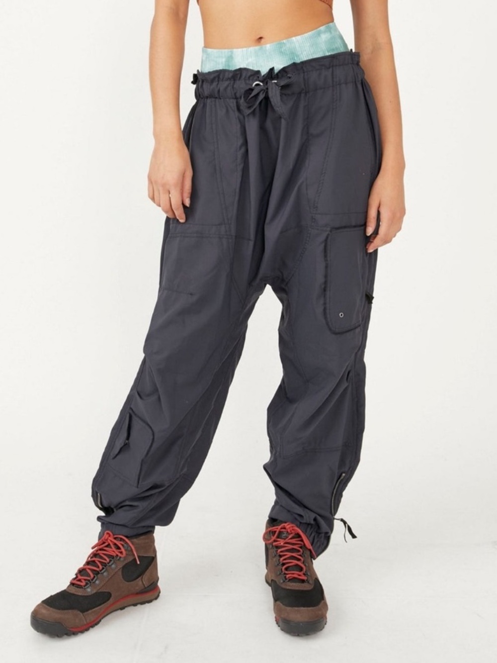 FP MOVEMENT BY FREE PEOPLE
SPRING TREKKER PANT/JOGGER | LARGE